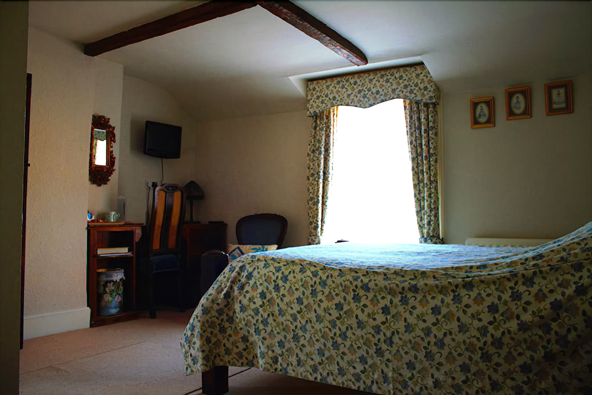 The Old House Guest House ساليزبري المظهر الخارجي الصورة